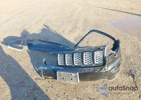 2019 Jeep Grand Cherokee Altitude 4X2 z USA, uszkodzony, nr VIN 1C4RJEAG0KC662434